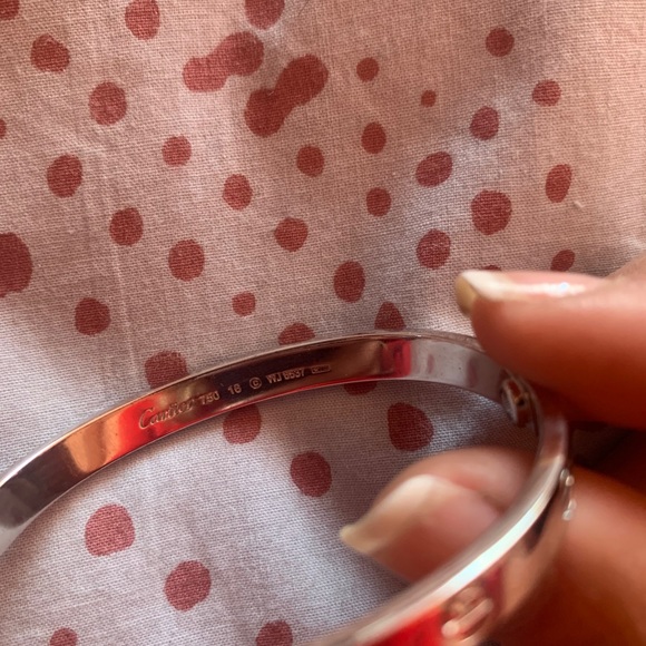 Cartier Love bracelet - Picture 10 of 11